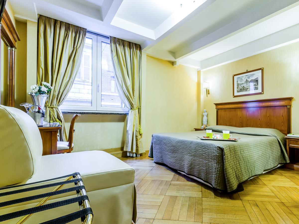 Standard Triple Room,705321883:JPEG