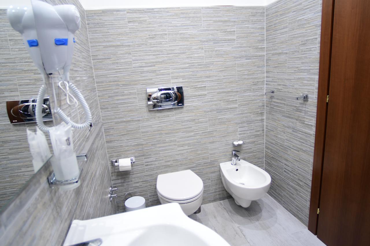 Standard Double Room,638823951:JPEG