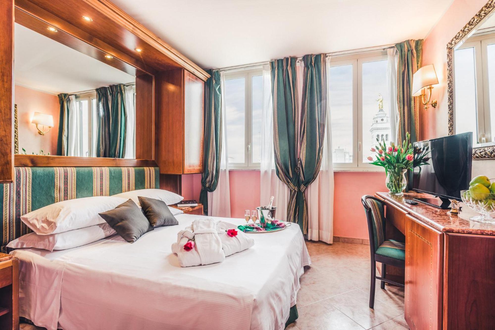 Chambre Double Supérieure - Vue sur Ville