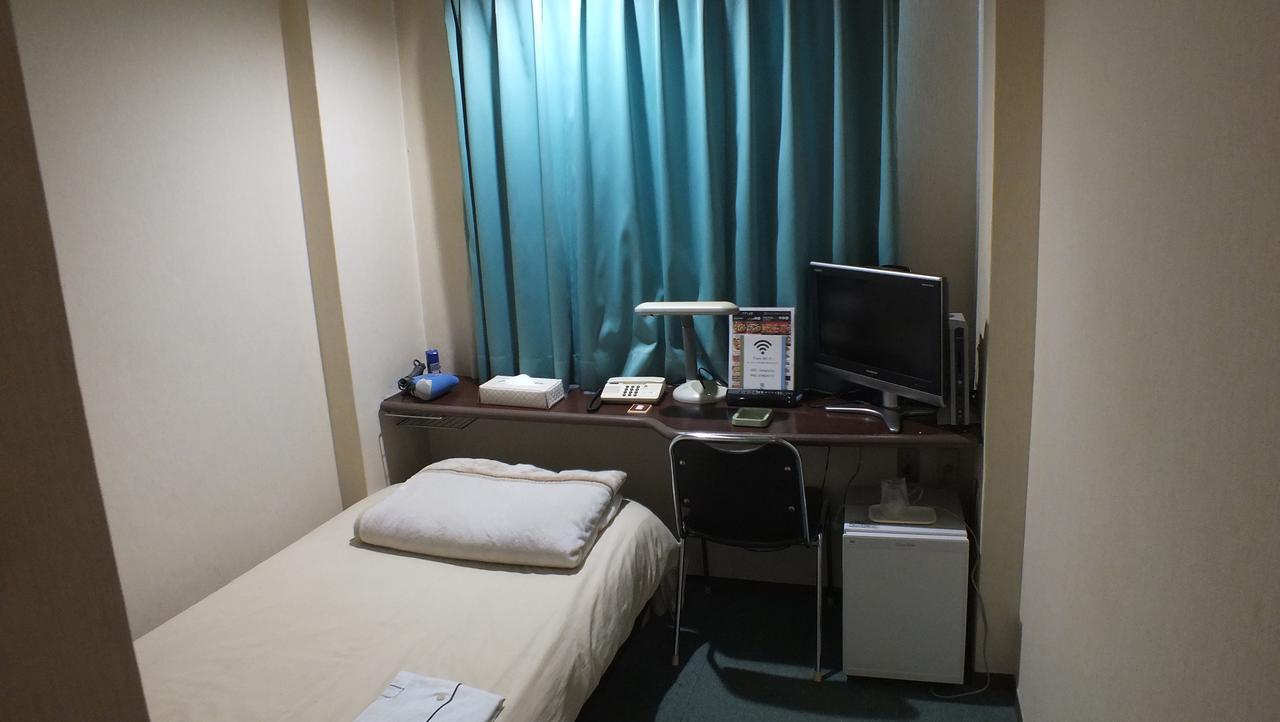 Economy Double or Twin Room,1253418604:JPEG