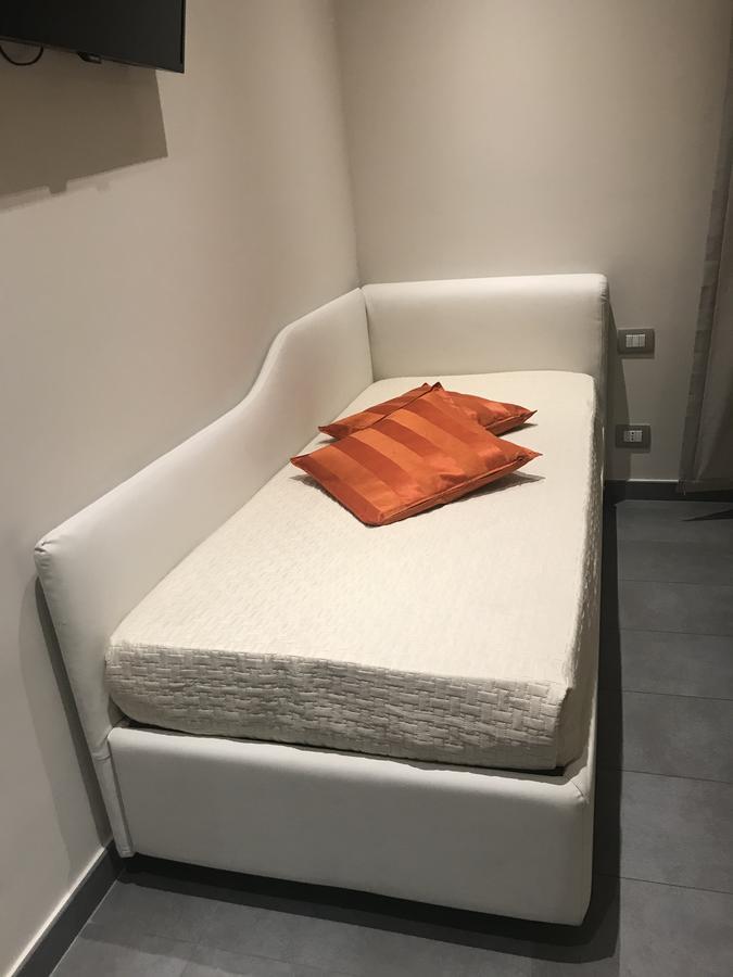 Quarto Triplo Standard