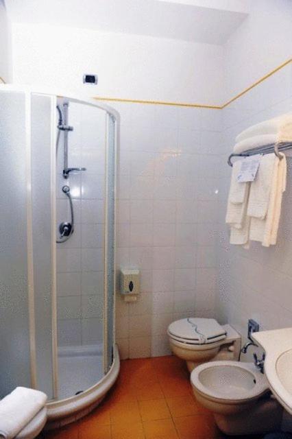 Single Room,65837284:JPEG