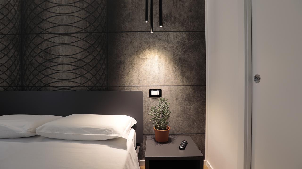 Quarto Triplo com Varanda