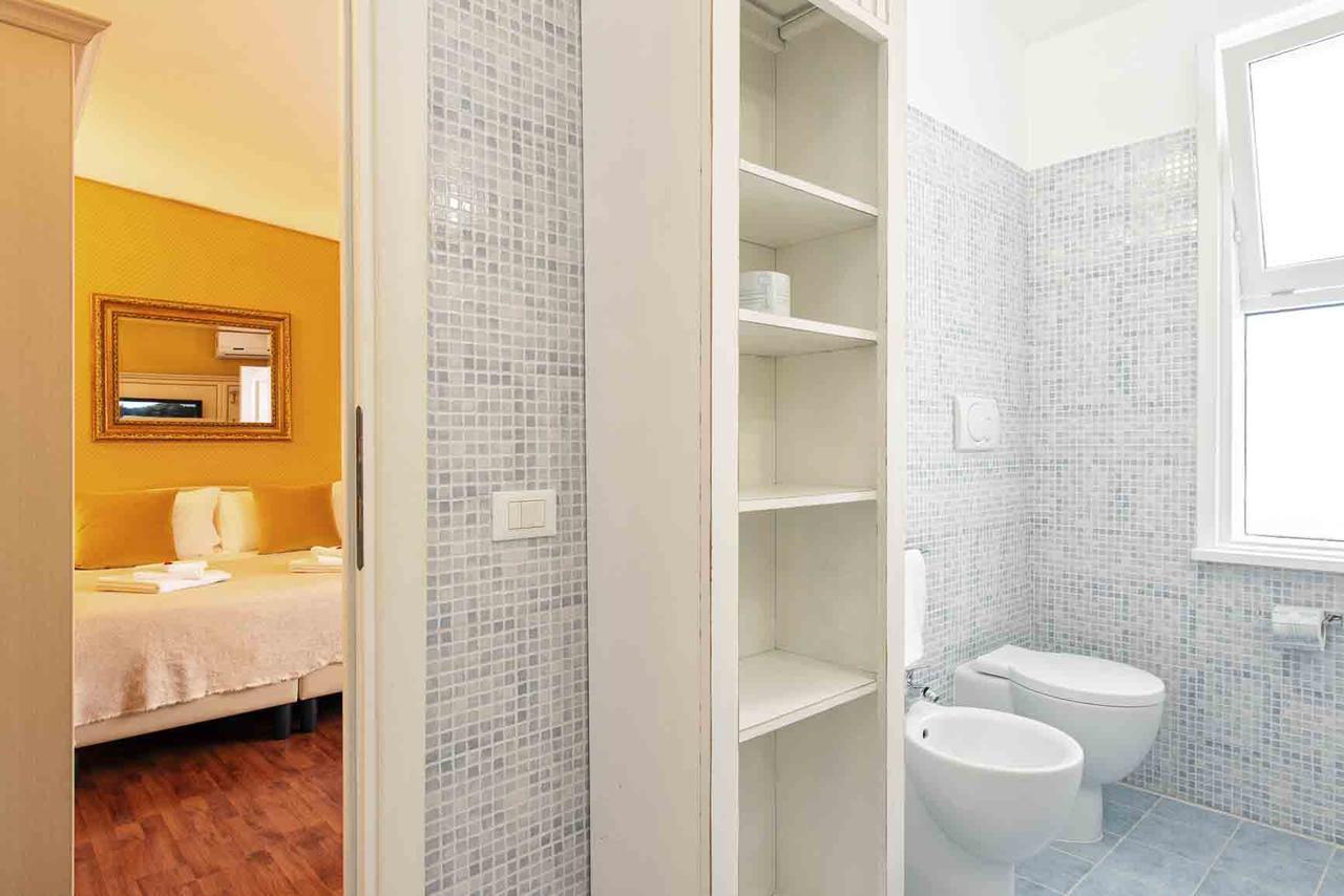 Double or Twin Room Private Bathroom,664525377:JPEG