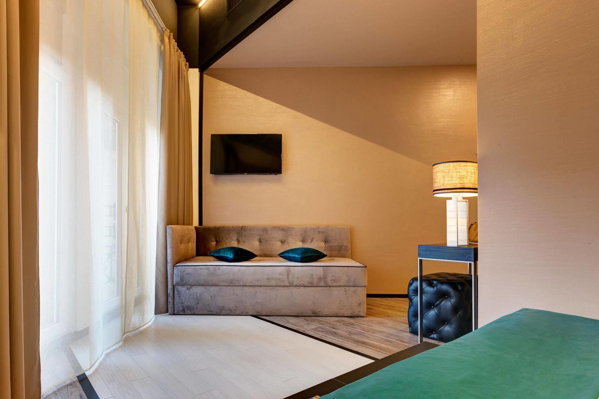 Two-Bedroom Suite,700606180:JPEG
