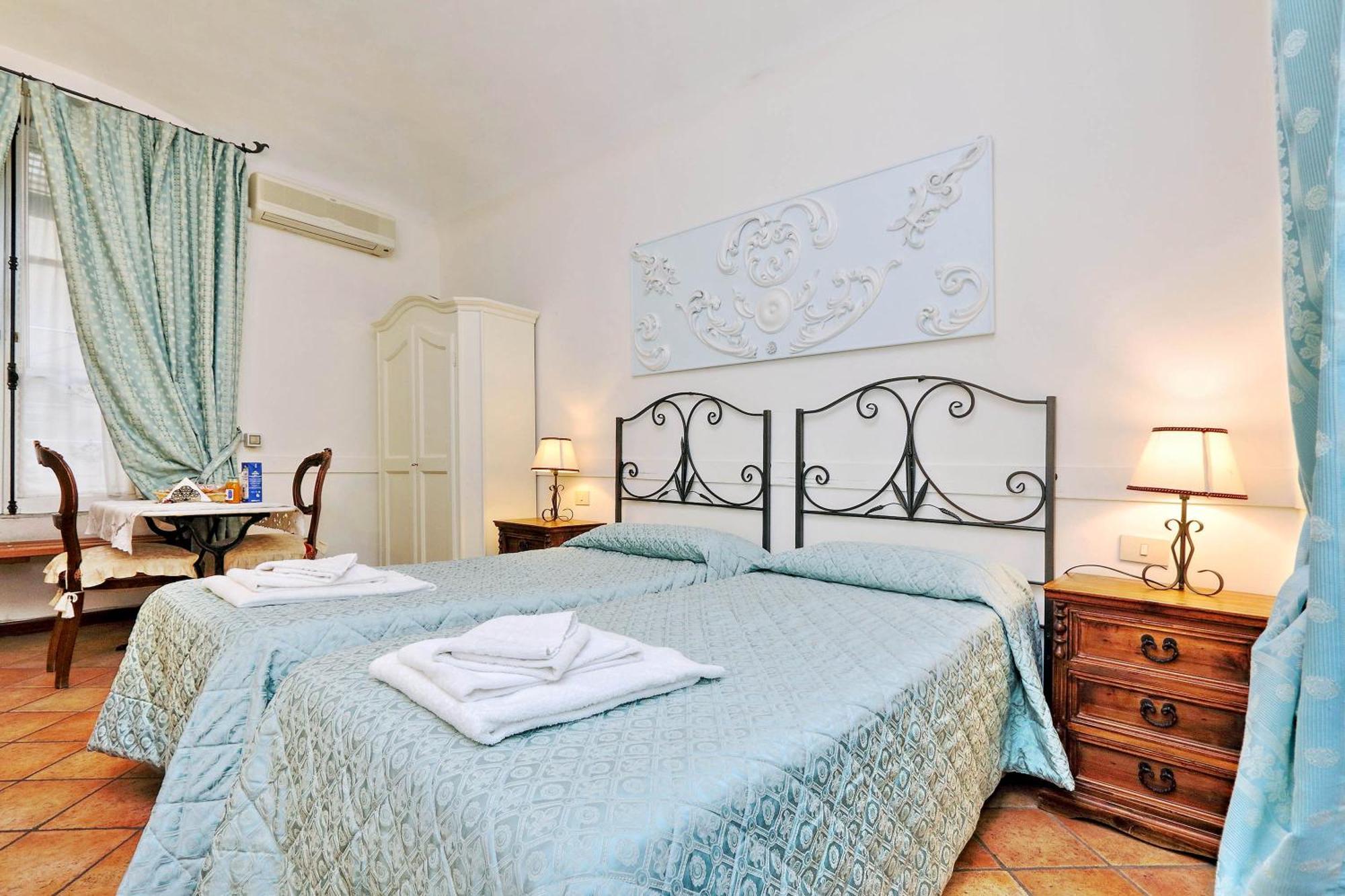Triple Room,1500611278:JPEG