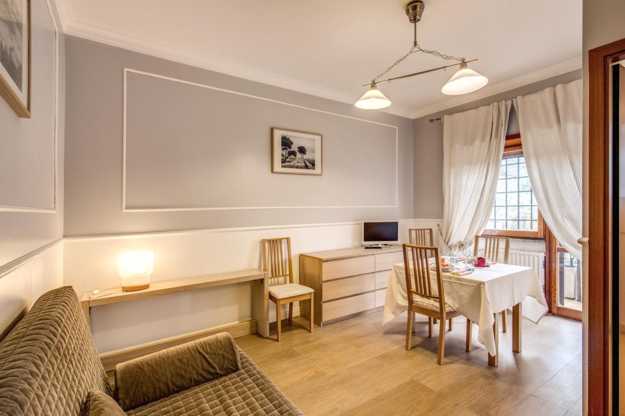 Triple Room with Balcony,718617064:JPEG