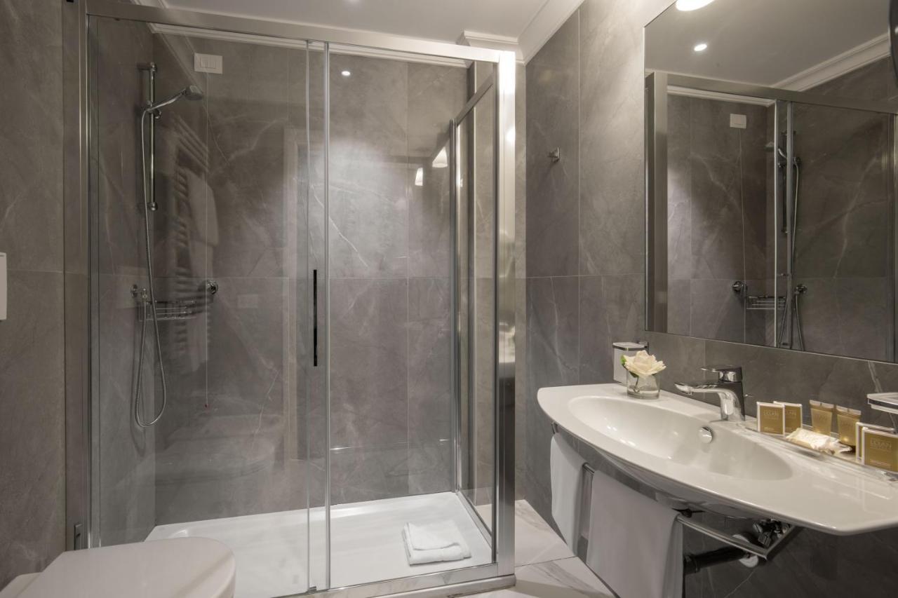 Superior Double or Twin Room,1756675969:JPEG