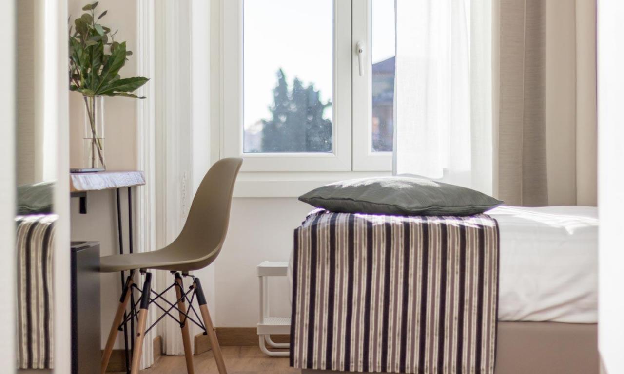 Deluxe Single Room