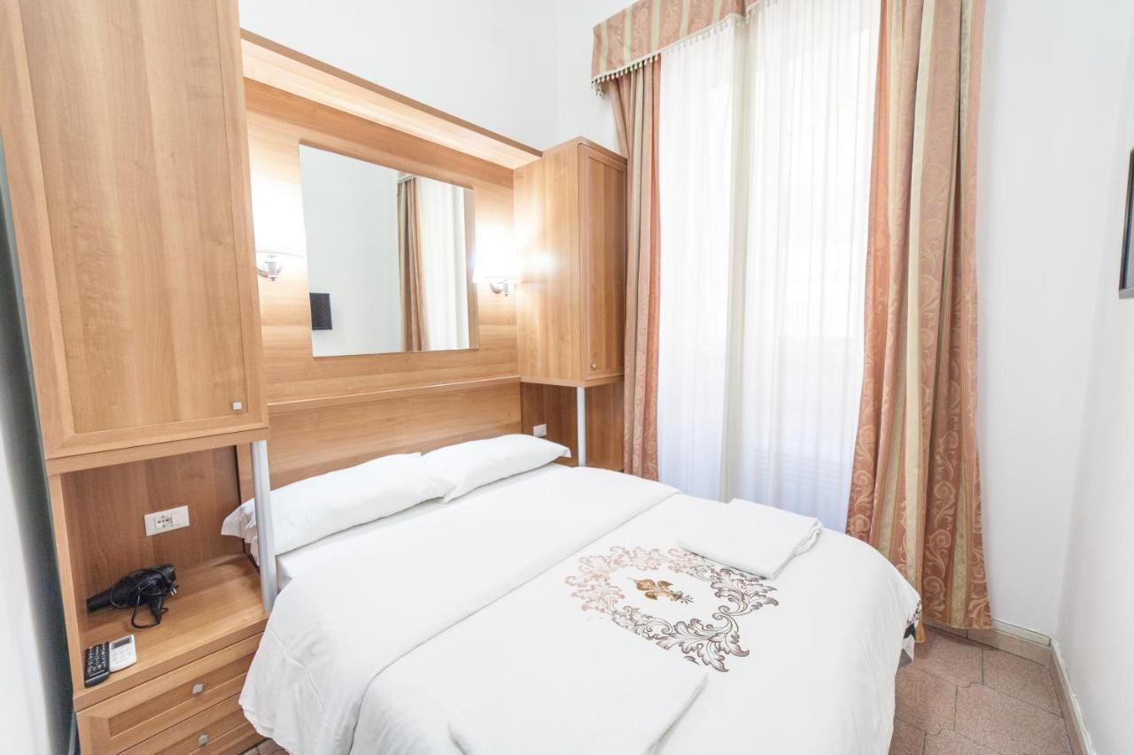 Double Room,750487805:JPEG