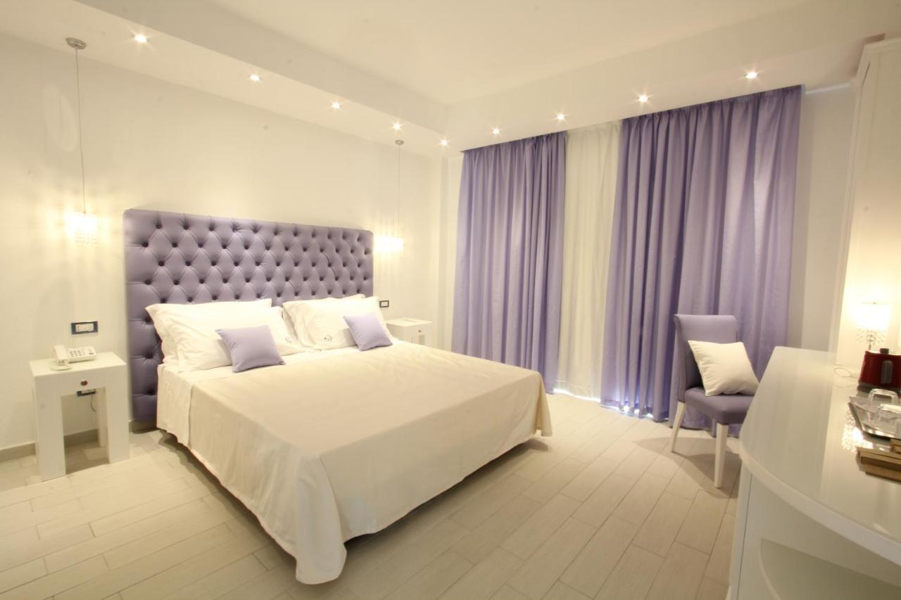 Double Room Balcony,775138570:JPEG