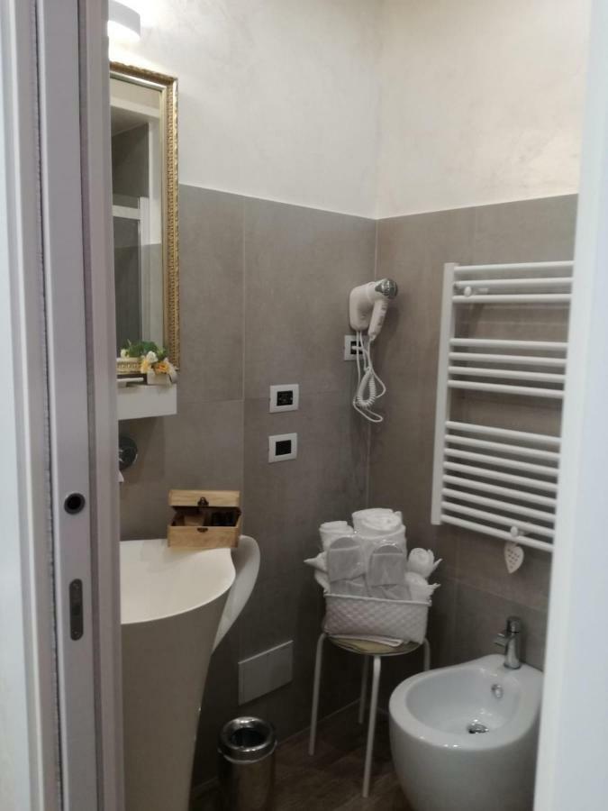 Deluxe Double Room,794740890:JPEG