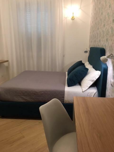 Deluxe Triple Room,799579299:JPEG
