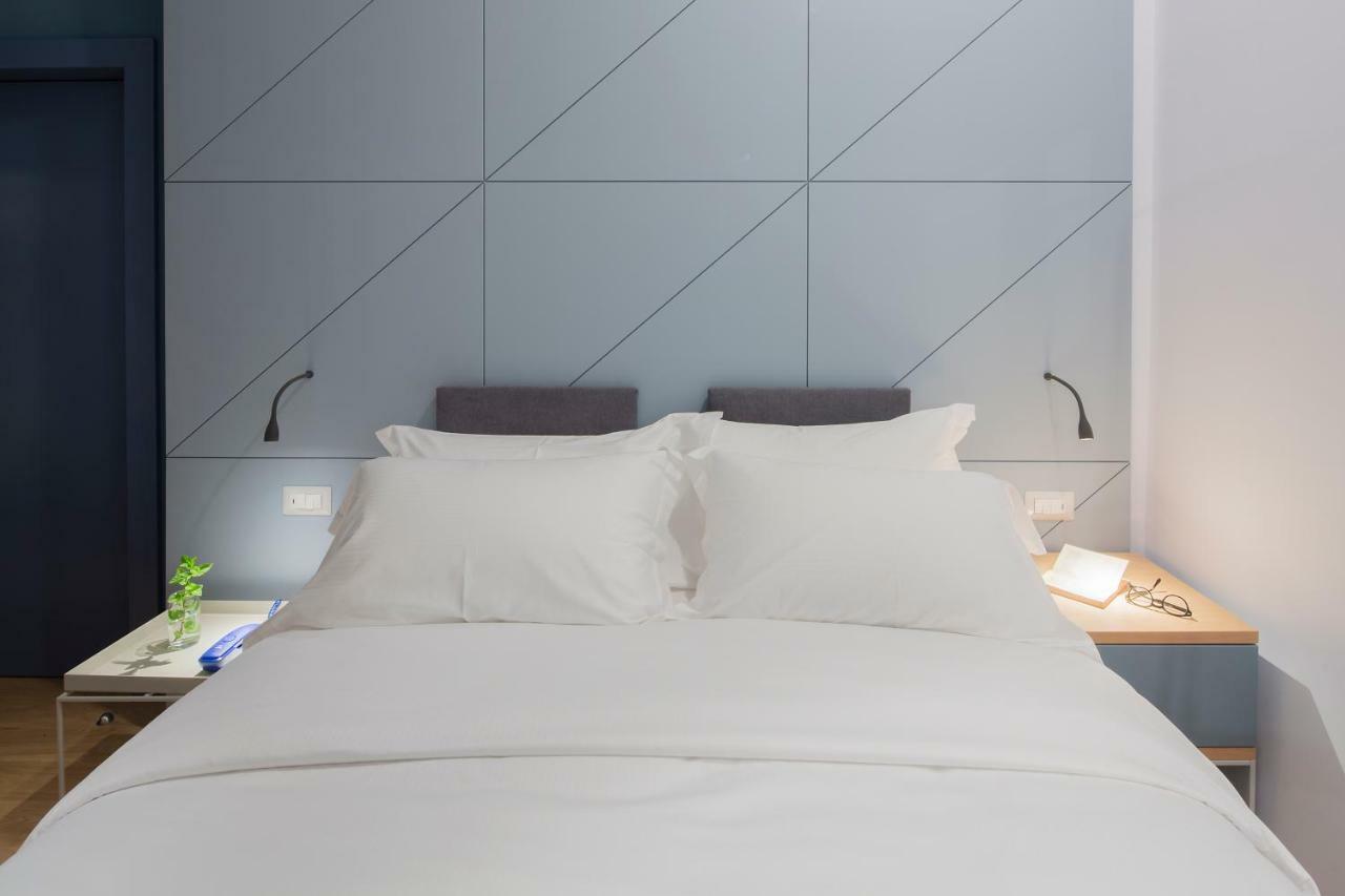Standard Double or Twin Room,811975233:JPEG