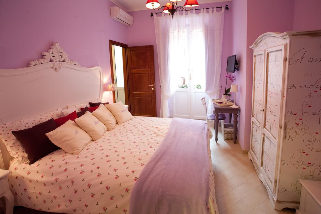 Single Room,424150416:JPEG