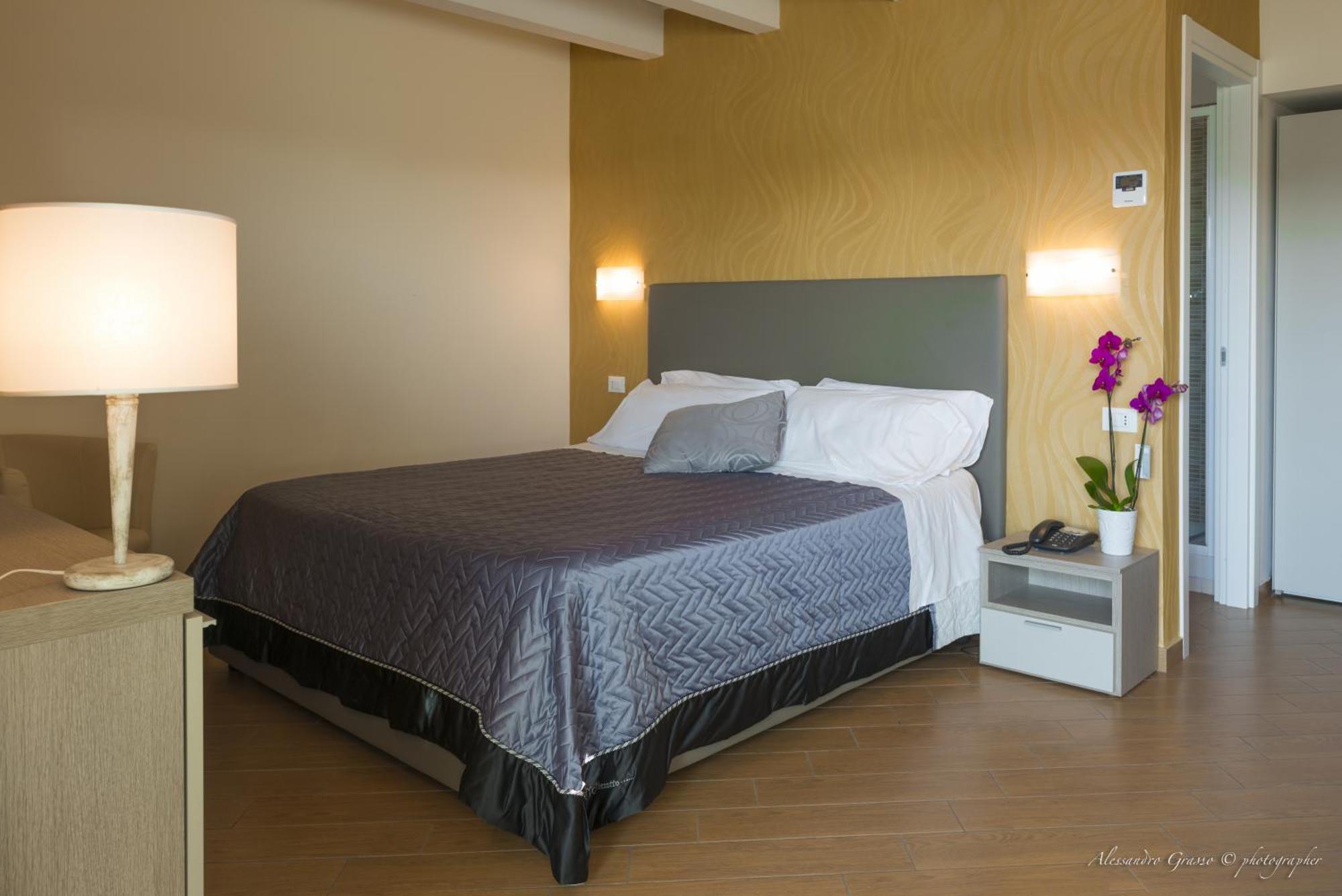 Classic Suite,822973193:JPEG