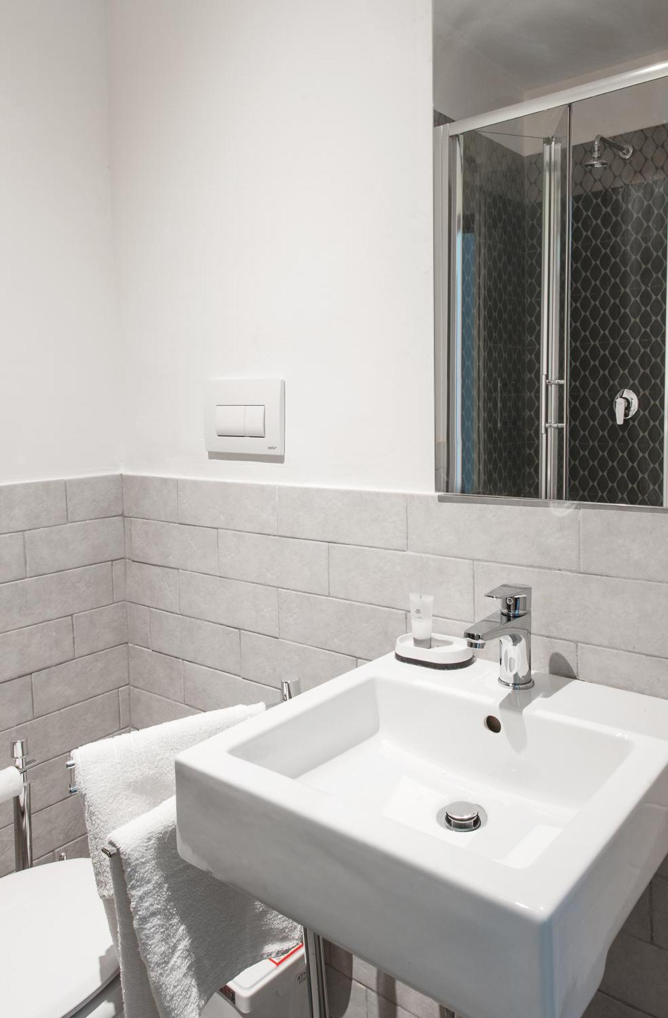 Single Room with Bathroom