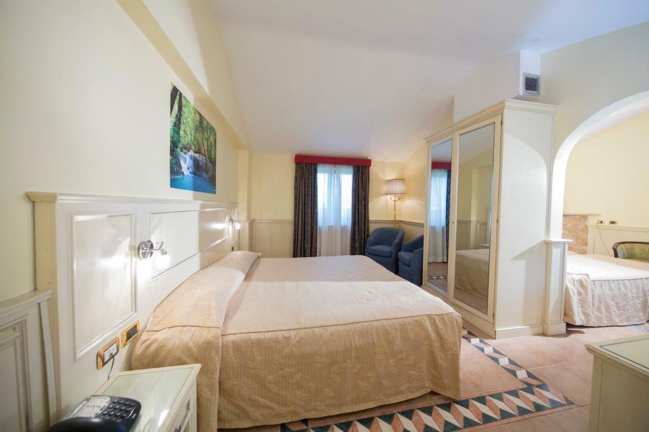 Vierbettzimmer