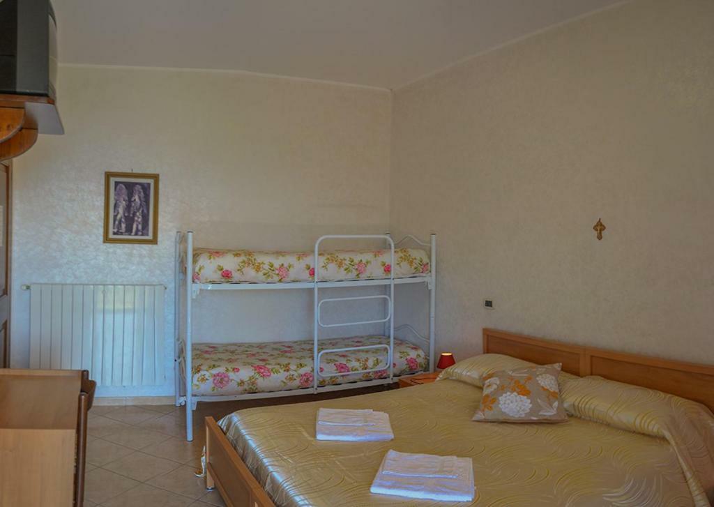 Quadruple Room,853142627:JPEG