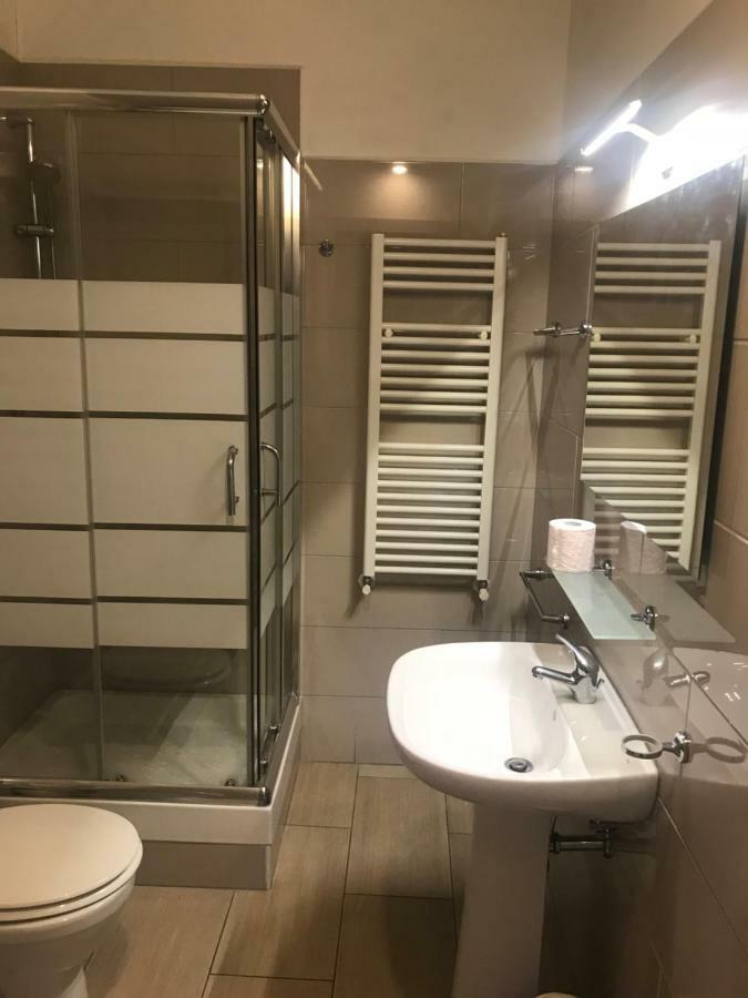 Double Room,854258009:JPEG