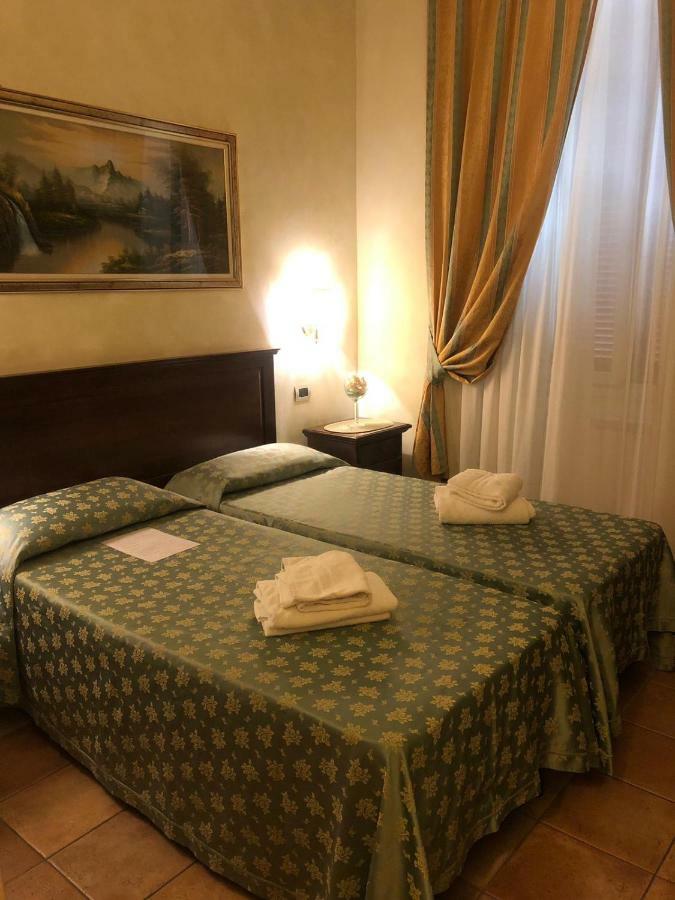 Chambre Double ou Lits Jumeaux