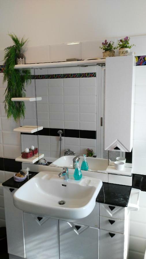 Double Room with Private Bathroom,895547284:JPEG