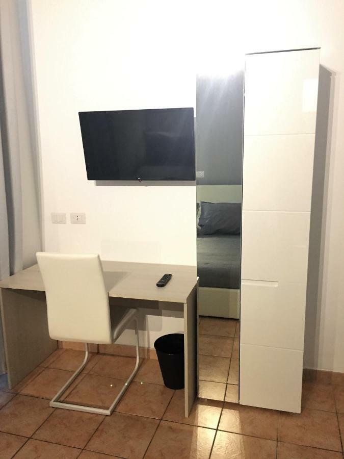Triple Room,897718699:JPEG