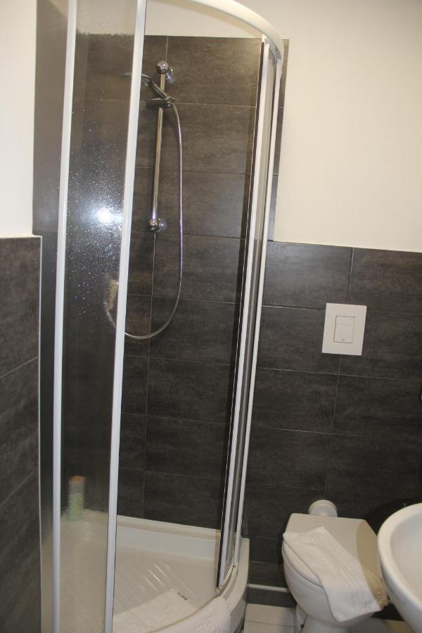 Deluxe Room,947702878:JPEG