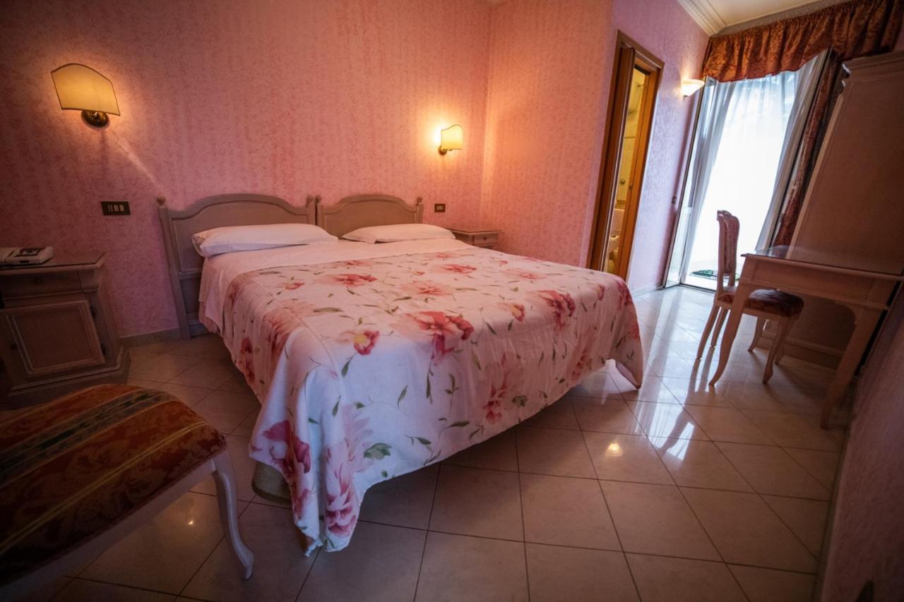 Economy Double or Twin Room