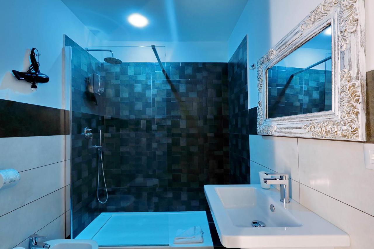 Superior King Room,974202985:JPEG