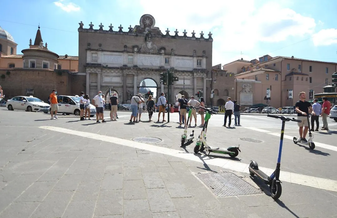 Glamour Spanish Steps-1