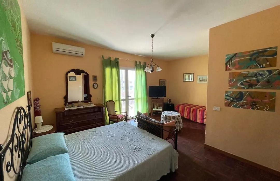 Vacationers Refuge-1