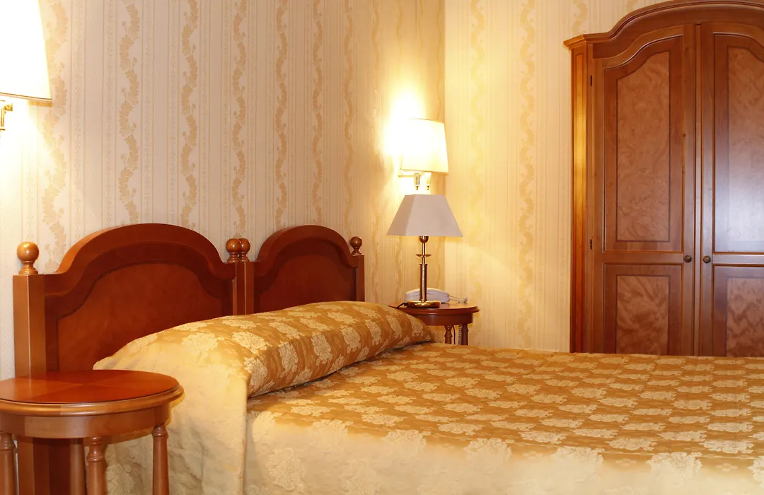 LH Grand Hotel Hermitage-1