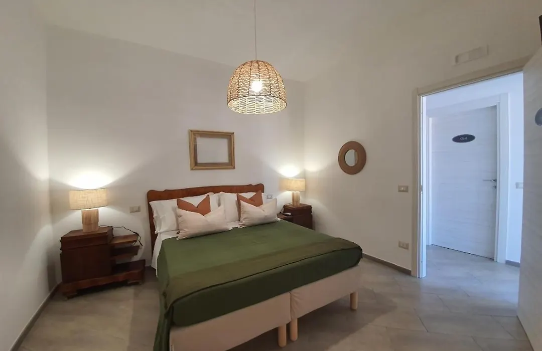 Villa Rio Claro Sperlonga Holiday Rooms-1