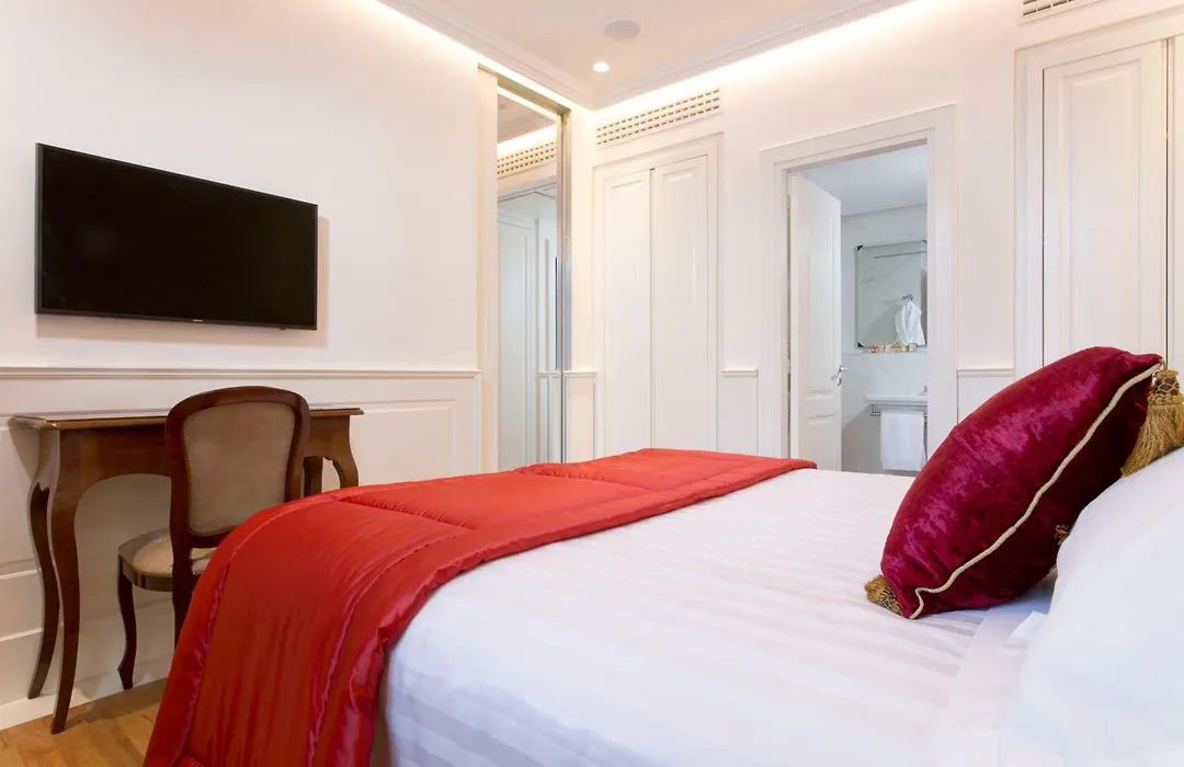Hotel Degli Artisti-1