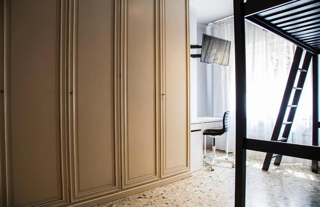 Kamchu Apartments: Tiburtina-1