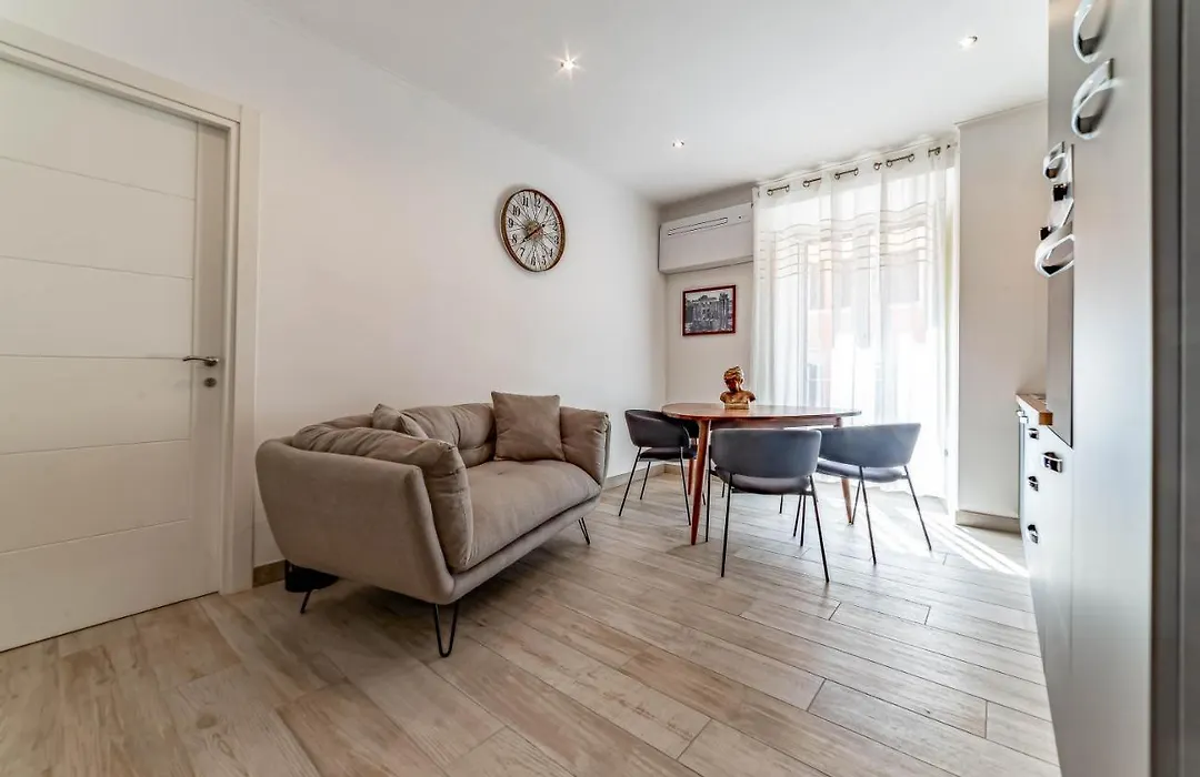 Michelangelo Luxury Rooms-1