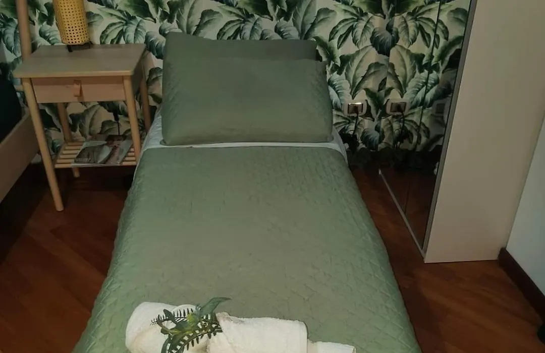 Tropical House60-1