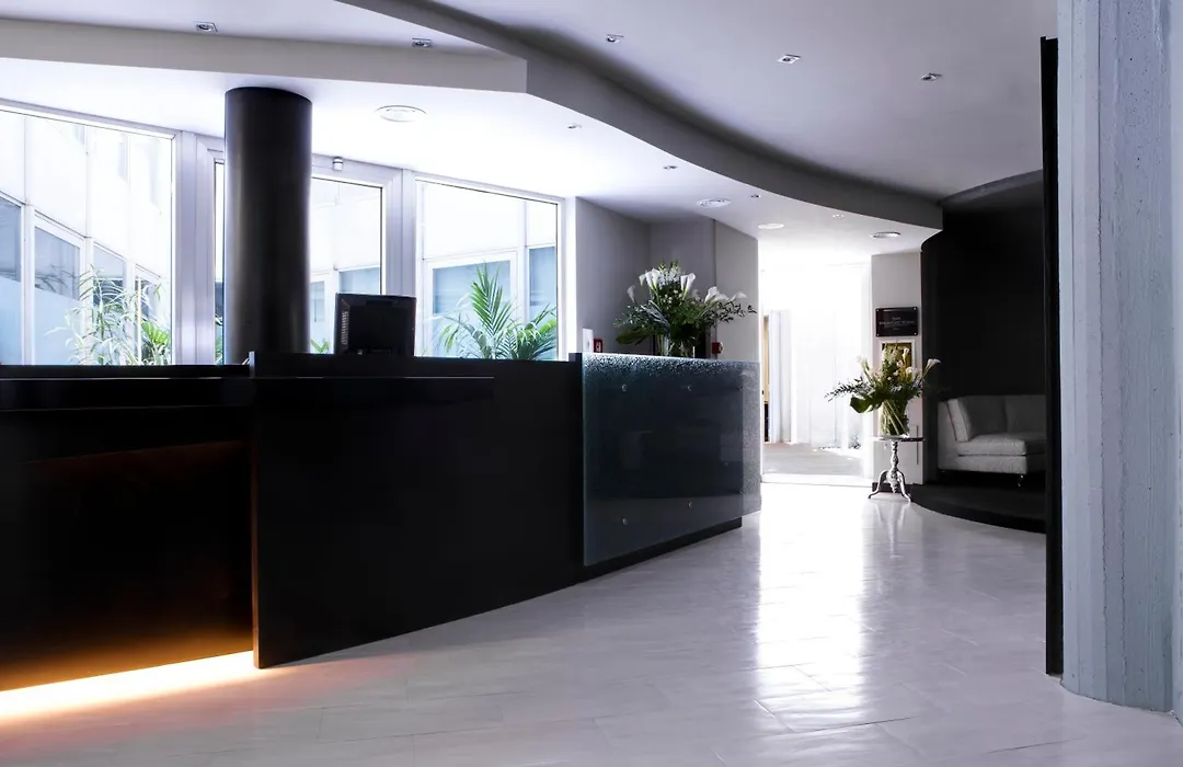 Twentyone Hotel-1