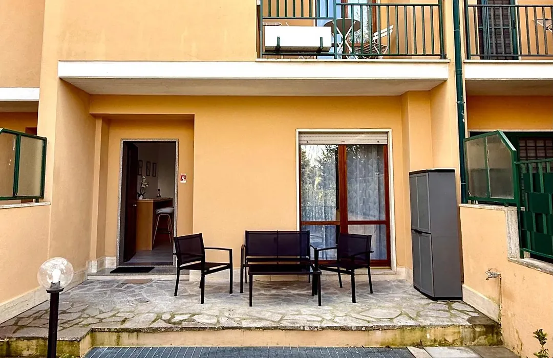 Orazi e Curiazi Rooms-1