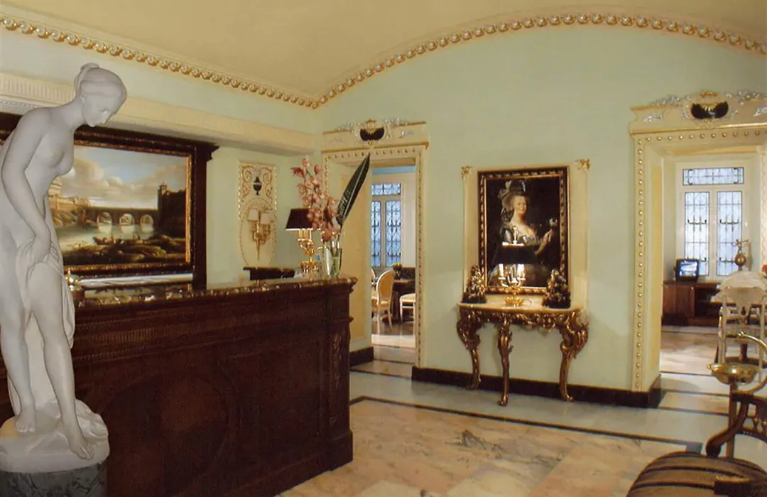 Hotel Champagne Palace-1