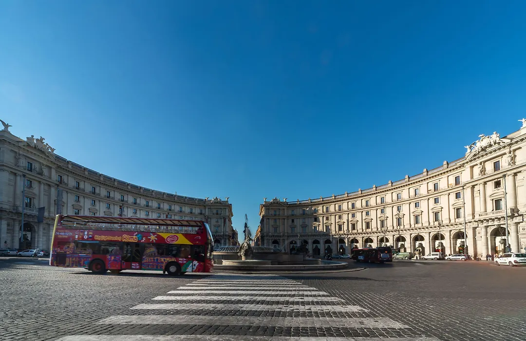 Sweet Holidays In Rome-1