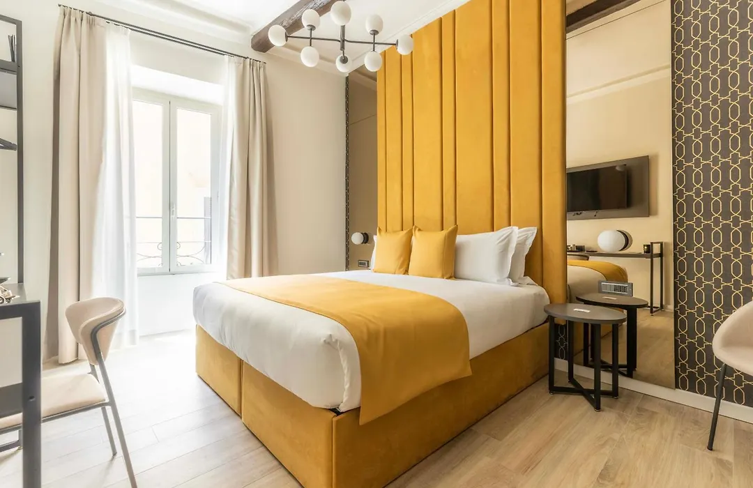 Home At Rome Luxury Navona Guest House 2-1