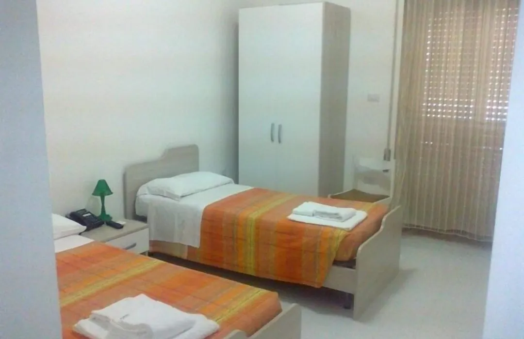 Hotel Aurora-1