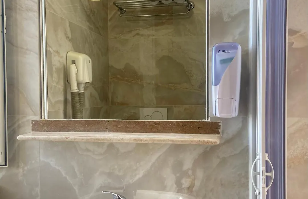 Hotel Center 1-1