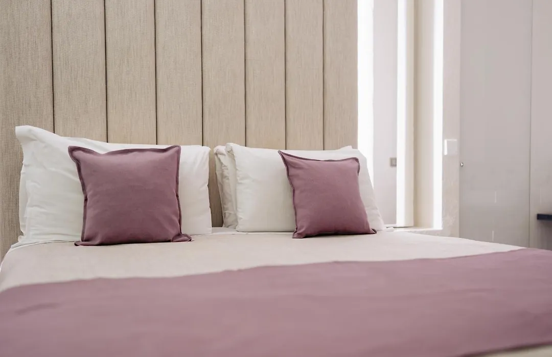 Room 230 Roma Luxury Suites-1