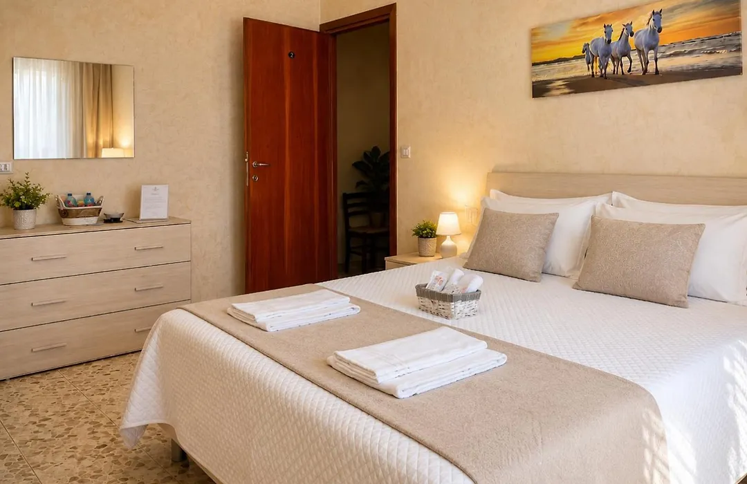 Le Ville Tivoli - Suites, Tivoli City Center!-1