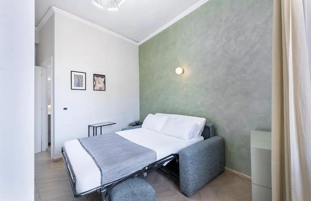 Rohome Stay-1