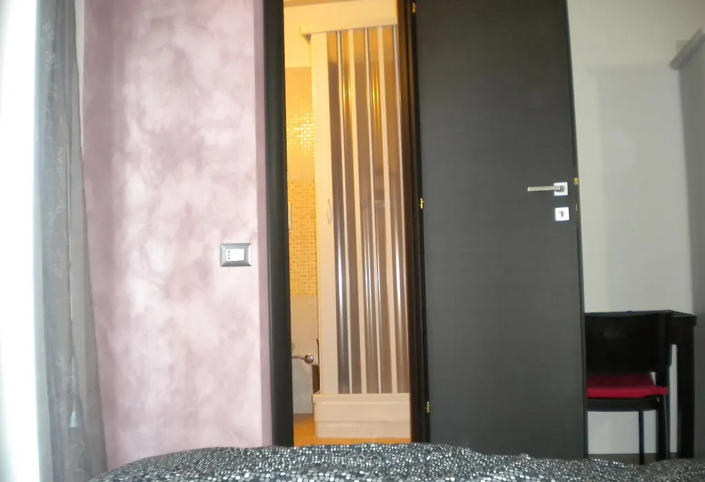 Trionfale Rooms-1