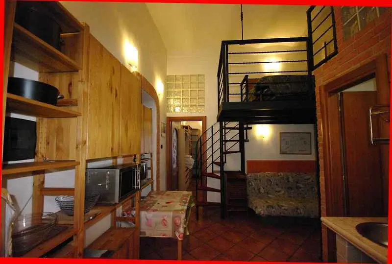 Aabacus Roman Pyramid House-1